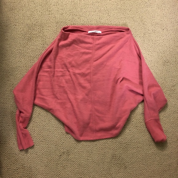Pink off the shoulder sweater - Picture 1 of 2